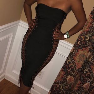 Black bandage lace up side tube top midi dress.